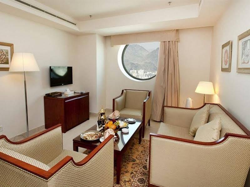 Makarem Al Bait Al Azizia Hotel La Mecque Extérieur photo