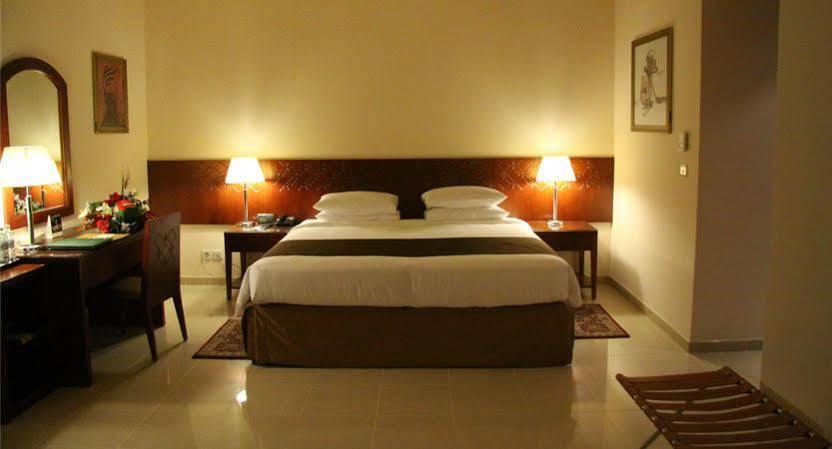 Makarem Al Bait Al Azizia Hotel La Mecque Extérieur photo